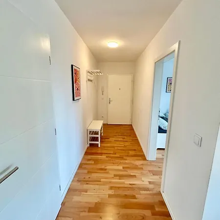Apartment Modern Near Vienna With Free Parking Gerasdorf bei Wien