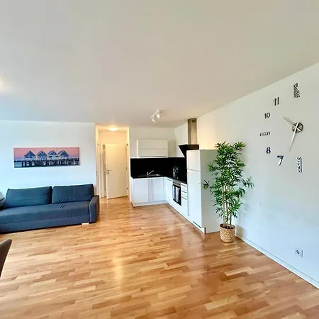 Modern Near Vienna With Free Parking * Gerasdorf bei Wien